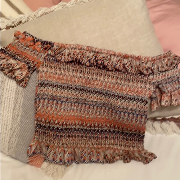 Top - Picture 3 of 4